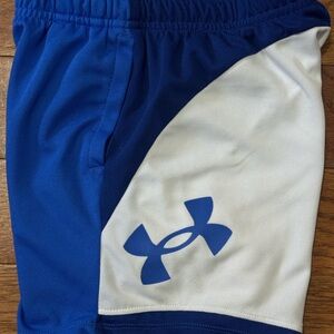 Youth XS Girl’s Under Armour Shorts